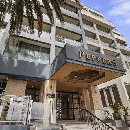 Peppers Manly Beach Отели рядом с достопримечательностью «Пляж Балморал»