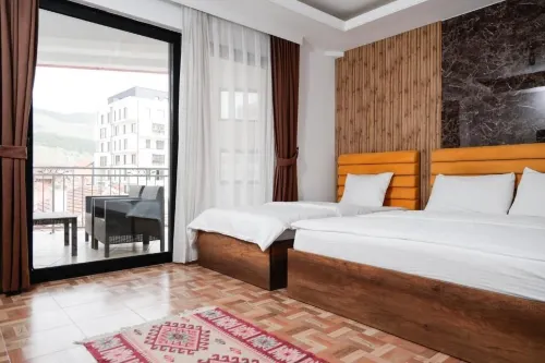 Denis Hotel