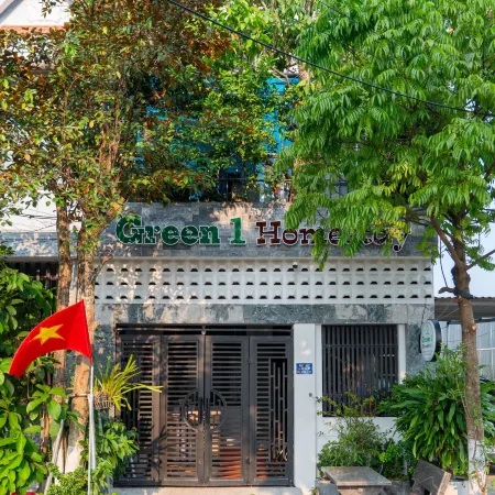 Green Homestay Отели рядом с достопримечательностью «Marble Moutain»