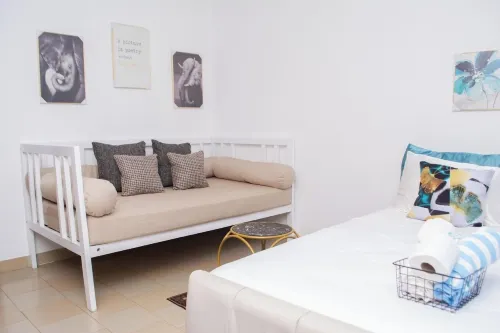 The MarVe 408 Stylish Studio Apartment - 3-Star