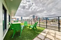 Downtown Condo, Stylish & Comfy - อพาร์ทเม้นท์
