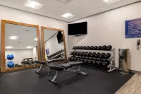 Hampton Inn & Suites by Hilton Marina - Gym