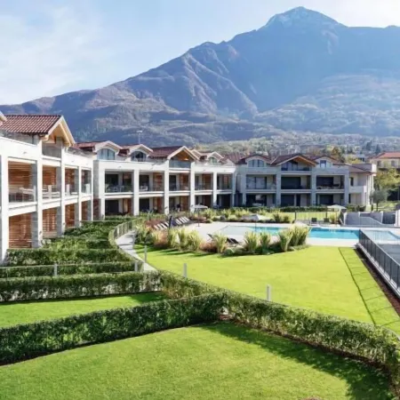 Garden Apartment C12