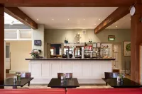 Bowood Hotel Spa & Golf Resort - bar