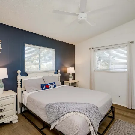 4 3  two king beds   perfect sunset lake views  pickleball  fire pit  Lvl2 EV  POA Pool