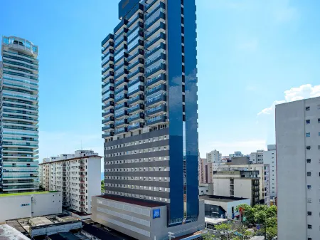 Ibis Budget Santos Gonzaga