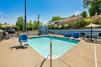 Comfort Inn Kingsport Southeast - Swimmingpools