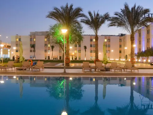 Novotel Cairo Airport - Pools