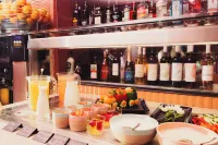 Topazio Vibe Beach Hotel & Apartments - Adults Friendly - Quầy Bar