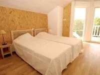 Villa for 6 People With Swimming Pool - Wifi