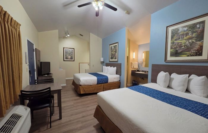 Travelodge by Wyndham Wenatchee