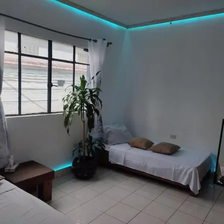 Erhu Home