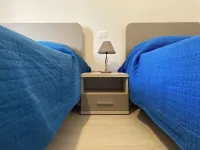 Bright Apartment Close to the Beach - parking