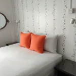Hello Guest House Bukittinggi - Pensions
