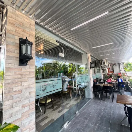 Kuadro Hotel & Suites