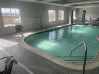 La Quinta Inn & Suites by Wyndham DFW Airport West - Euless - Pools