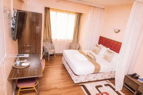 Sunshine Hotel - 3-Star