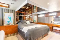 Live on a Luxury 65ft Yacht in Duquesa- Estapona - Wifi