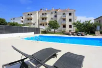 Hotel Mediteran - Pools