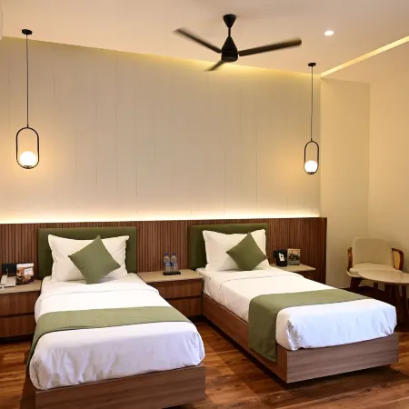 Trevon Hotel Gujrat Centrale