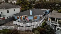 Oceanview home walking distance to beach, pier & short drive to downtown Ventura - 4-Star