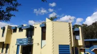 Pathfinder Motel - Parking