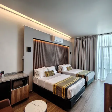 Hotel Block Suites