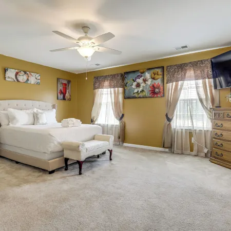 Lakes, Gardens & More! Getaway in Moncks Corner Hotels in Berkeley County