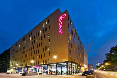 Moxy Frankfurt East - bar