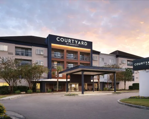 Courtyard Myrtle Beach Broadway Hotels near Myrtle Waves