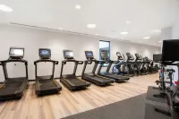 Sheraton Chapel Hill Hotel - Gym