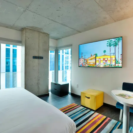 Aloft Chicago Mag Mile