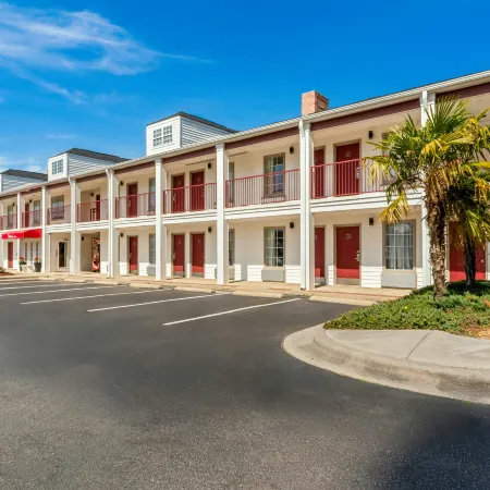 Red Roof Inn & Suites Wilson