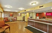 Red Roof Plus+ Baltimore North - Timonium - Pet-friendly
