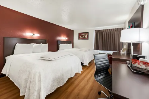 Red Roof Plus+ Columbus - Worthington - 2-Star