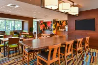 Fairfield Inn & Suites St. Joseph - 3-Star