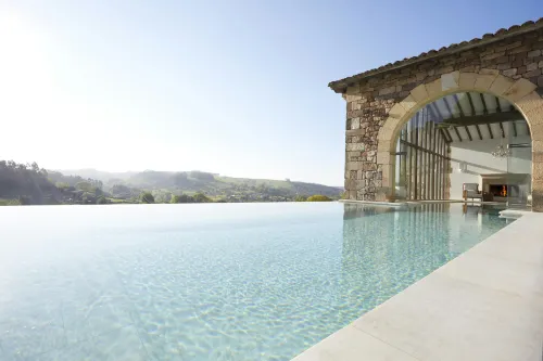 Helguera Palacio Boutique & Antique - 5-Star