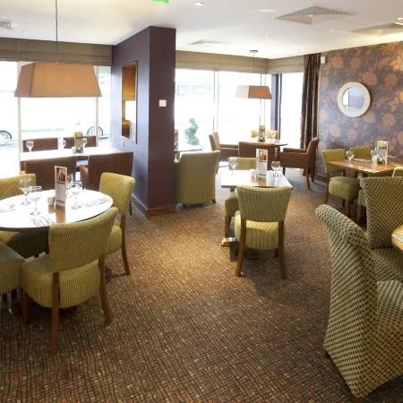 Premier Inn Inverness Centre - River Ness