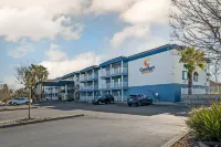 Comfort Suites Red Bluff Near I-5 - Kæledyr tilladt