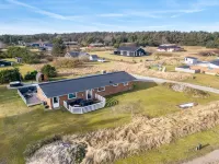 "Sissan" - 900m from the Sea - Pool