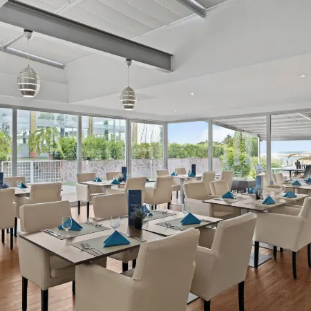 Hotel Yacht Wellness & Business