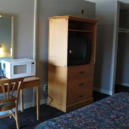 Pepper Tree Motel Ontario - Rancho Cucamonga