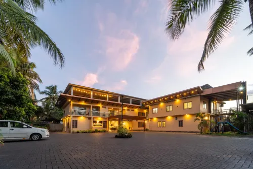Treebo Grand Vistara Airport Suites, 500M from Cochin International Airport - 3 étoiles