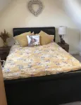 2-Bed Duplex Sleeps 3 with Fireplace - 4-Star