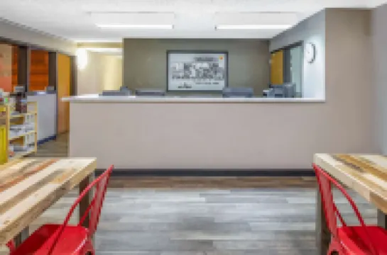 ซุปเปอร์ 8 บายวินด์แฮม ดูลูธ