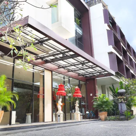 de Vins Sky Hotel Seminyak
