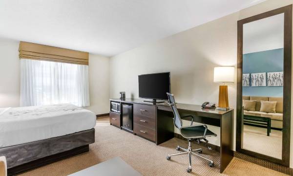 Sleep Inn & Suites Ames Near Isu Campus