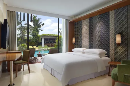 Four Points by Sheraton Bali, Seminyak Отели рядом с достопримечательностью «Бамбак Парк Виллас»