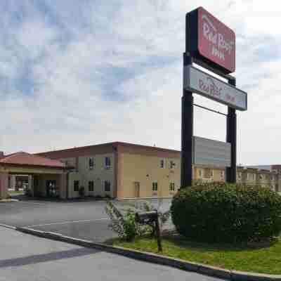 Red Roof Inn Chambersburg Hotel Exterior