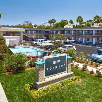 Eden Roc Inn & Suites Anaheim